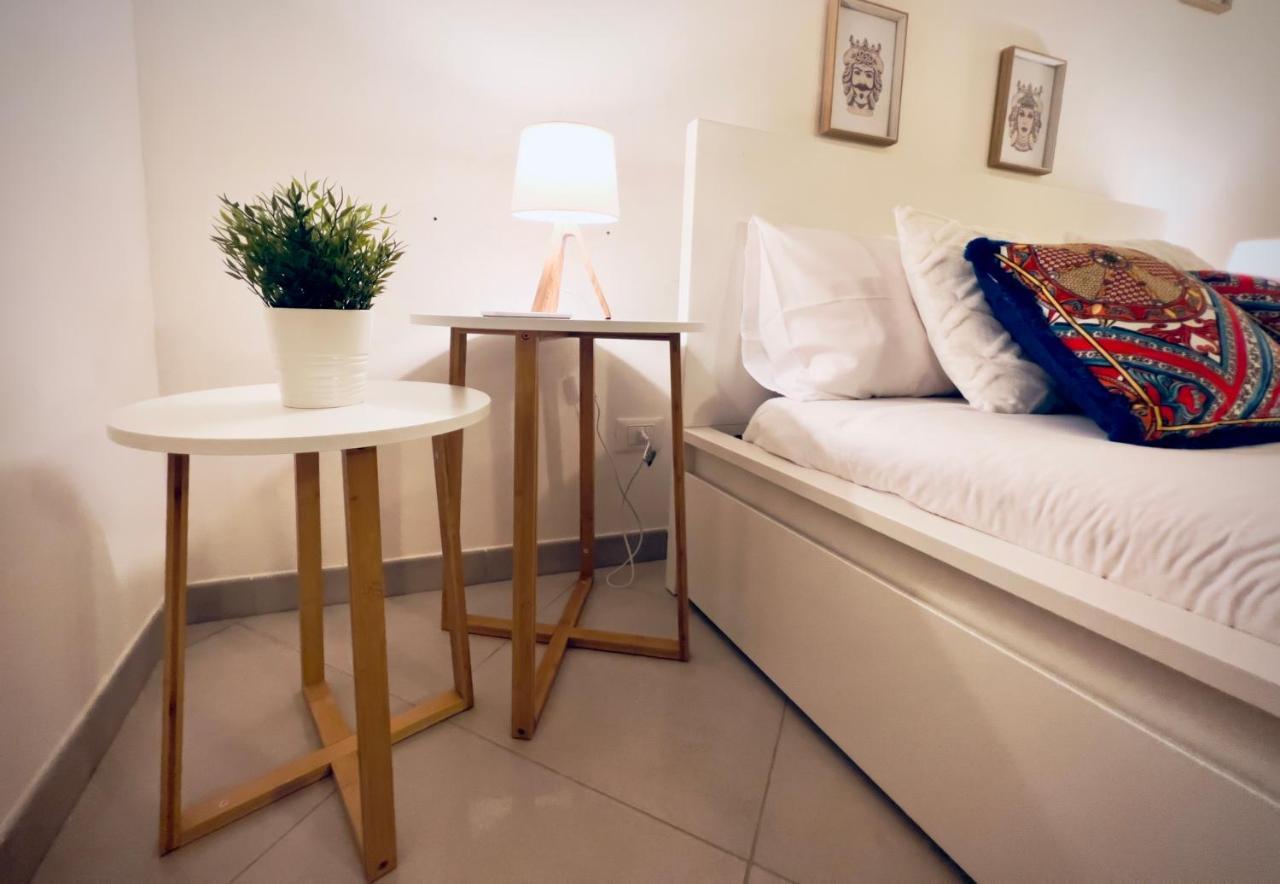 Rooms 153 Principe Umberto 노토 외부 사진