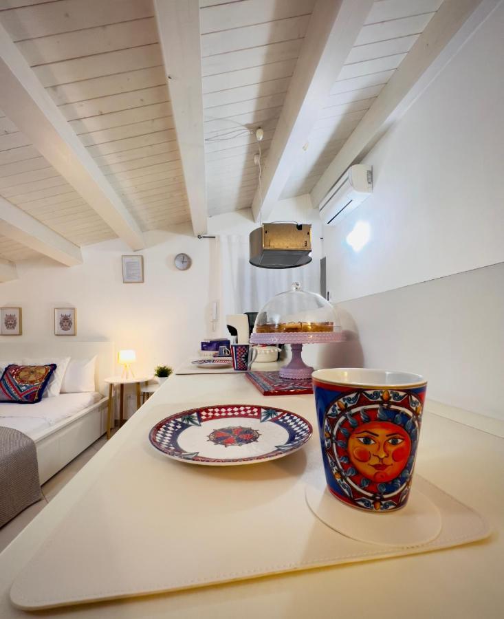 Rooms 153 Principe Umberto 노토 외부 사진