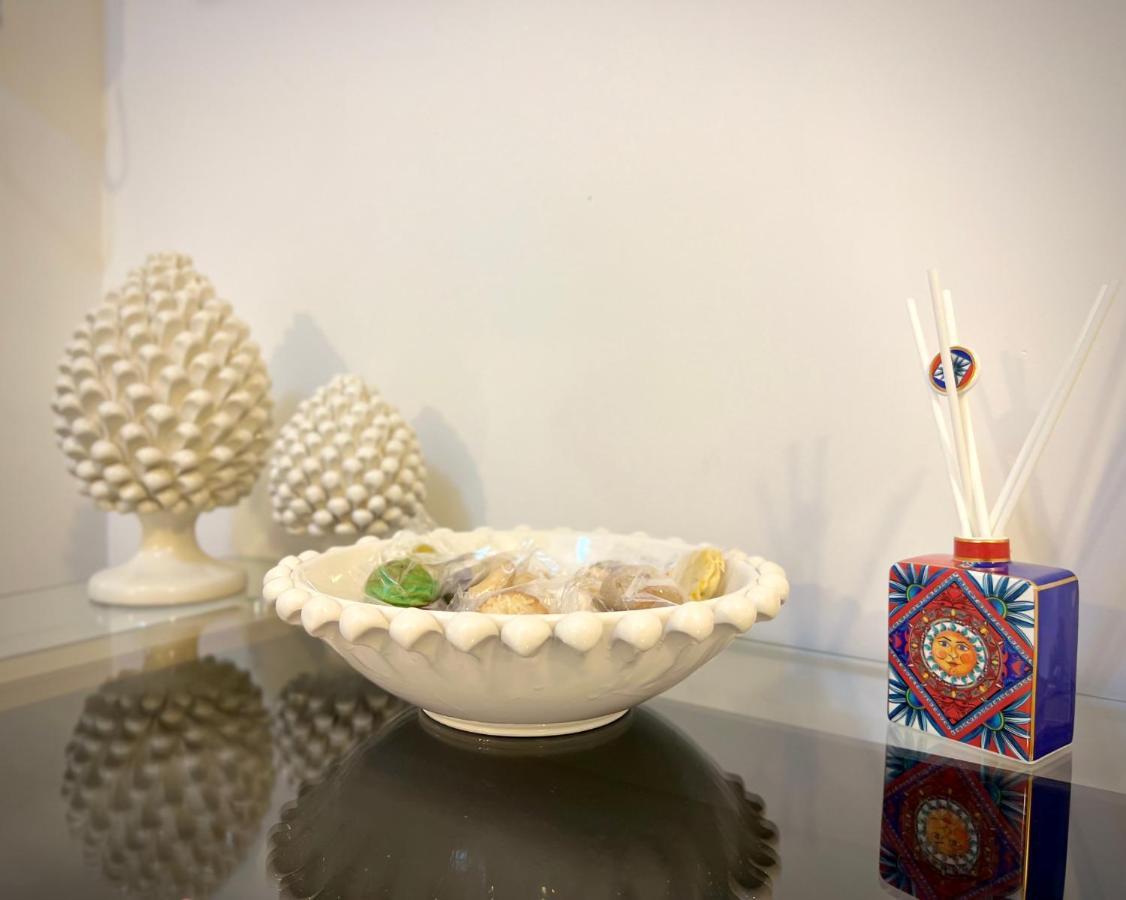 Rooms 153 Principe Umberto 노토 외부 사진